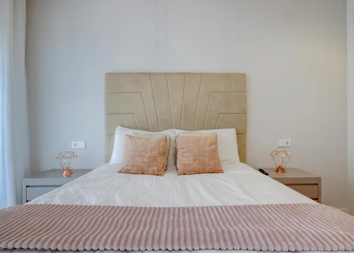 Готель Wellingtonia *